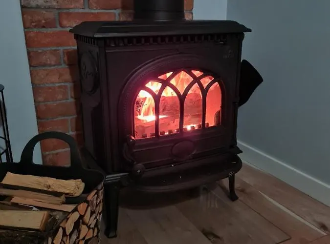 Zacisze- Klimatyczny Z Kominkiem * ステグナ