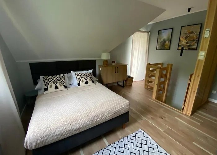 Zacisze- Klimatyczny Z Kominkiem 別荘