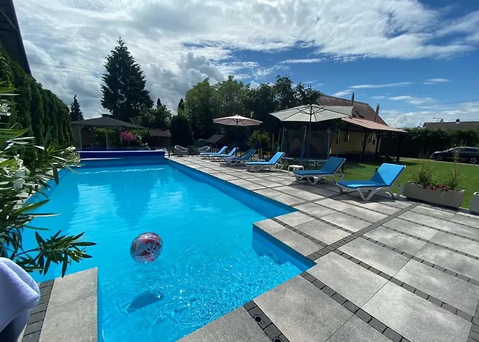 Zacisze- Klimatyczny Z Kominkiem 別荘 *